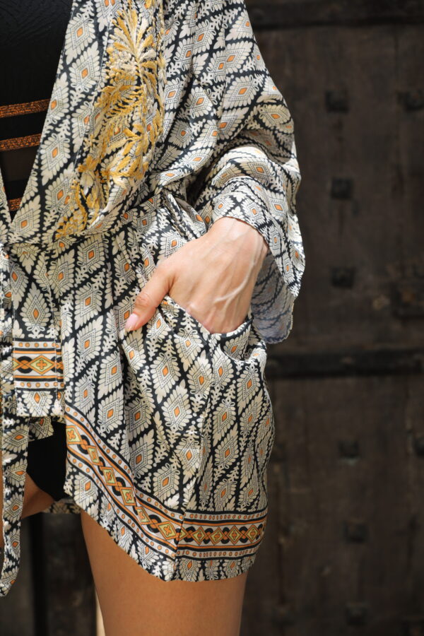 Kimono Chauve-souris Santa Fe – Image 3