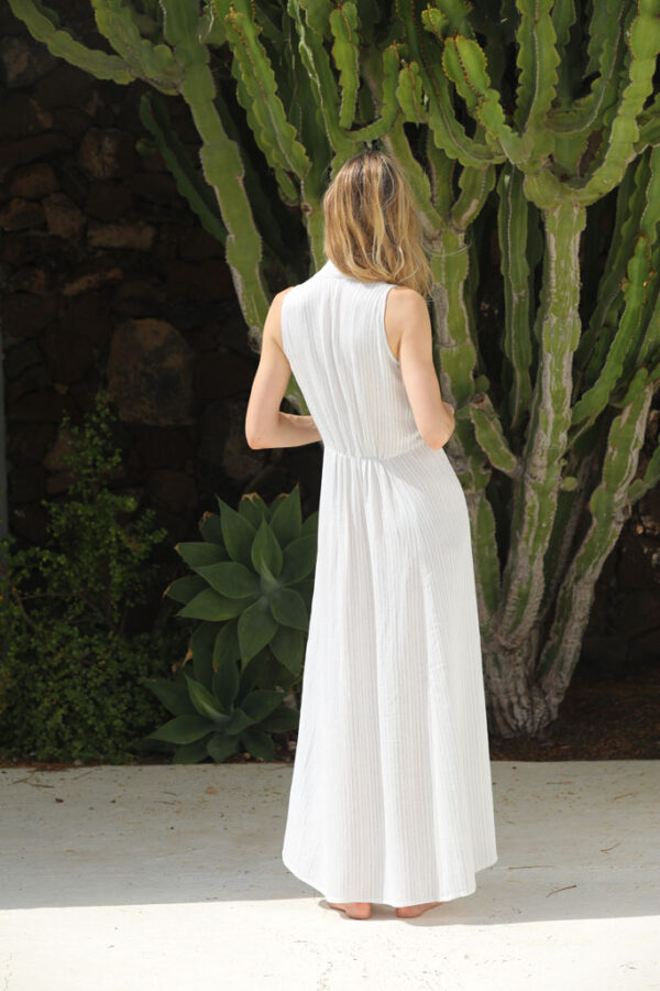 Robe décolleté Blanche – Image 2