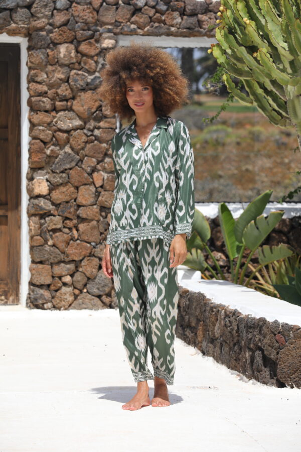 Ensemble long Bogota
